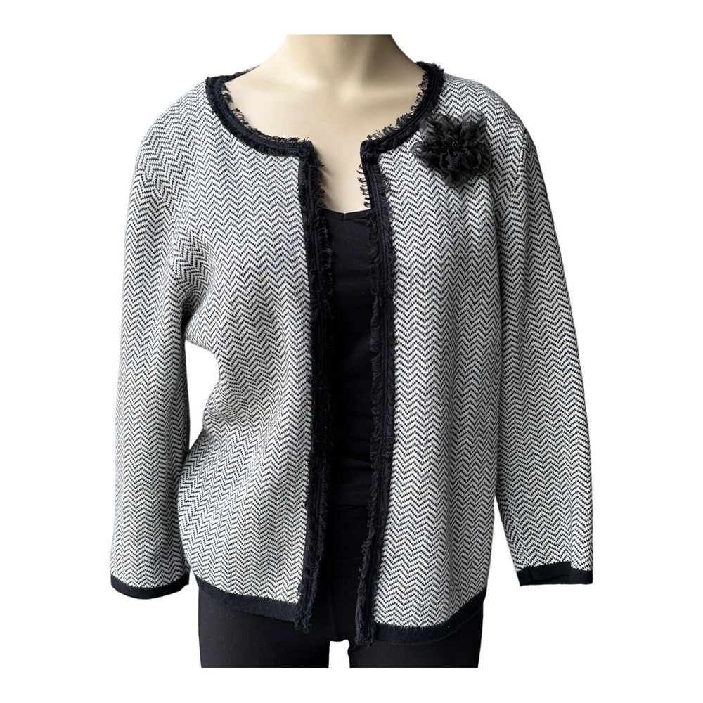 Crystal Kobe‎ Women's Small Cardigan Sweater Black White 3/4 Sleeve Flower